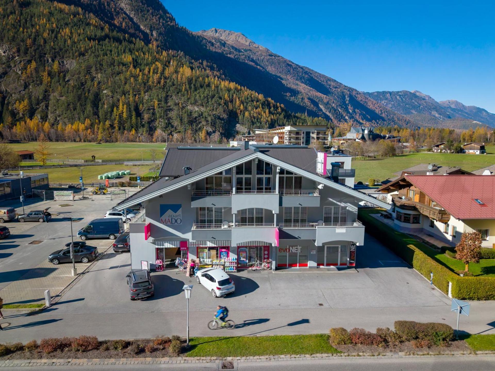 Apart Mado Langenfeld Exterior photo